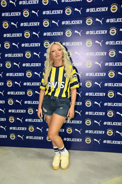 PUMA’nın Fenerbahçe için tasarladığı yeni sezon formaları tanıtıldı