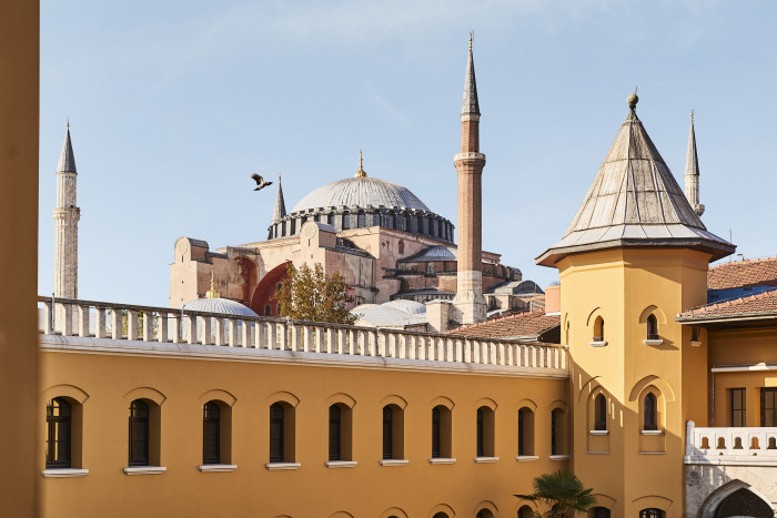 Tarihi Yarımadanın kalbinde, İstanbul'un nefes kesici güzelliği Four Seasons Hotel Sultanahmet