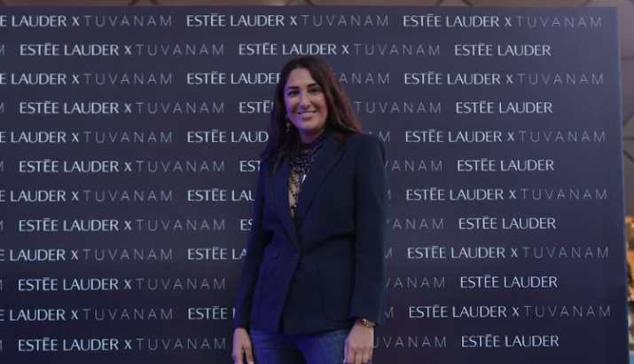 Estée Lauder 40. Yılını Tuvana Büyükçınar'ın tasarımı ile kutladı
