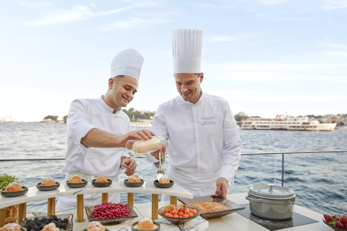 he Peninsula İstanbul 11 Mayıs'ta muhteşem bir Anneler Günü yaşatacak 
