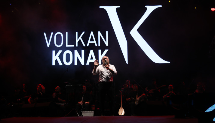 Kuzeyin Oğlu Volkan Konak müzikseverlerine unutulmaz bir konser